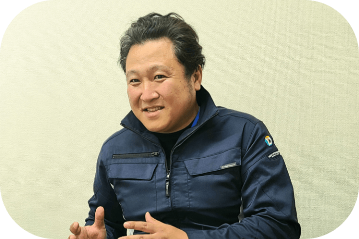 インタビューに答えるD.Oさん